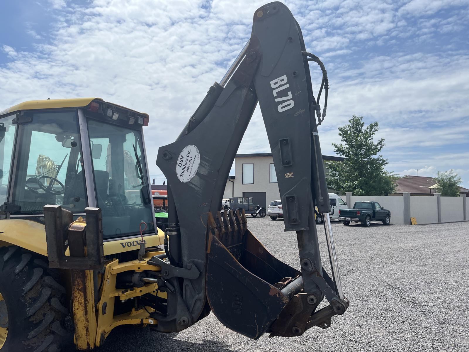 ./imagenes/INVOICE/2019/15154/VOLVO BL70 (9).JPG